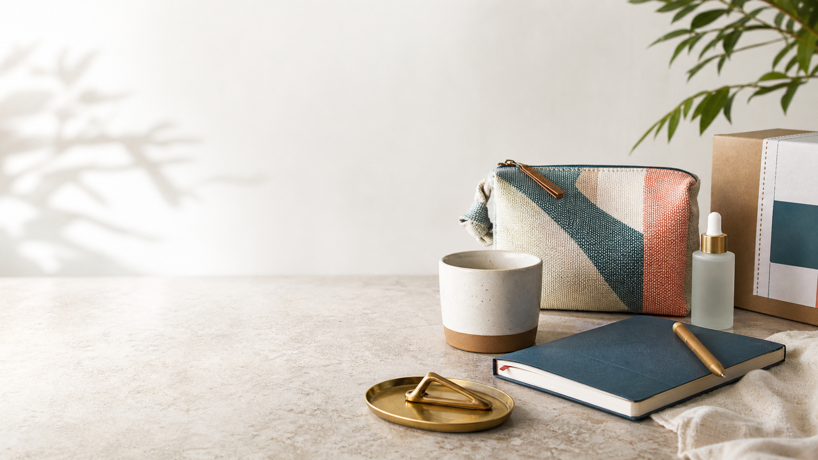 Produtos de lifestyle organizados para uma loja global